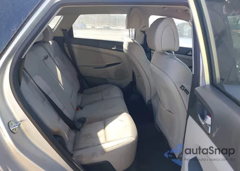 2018 Hyundai Tucson Sel z USA, uszkodzony, nr VIN KM8J33A49JU640020